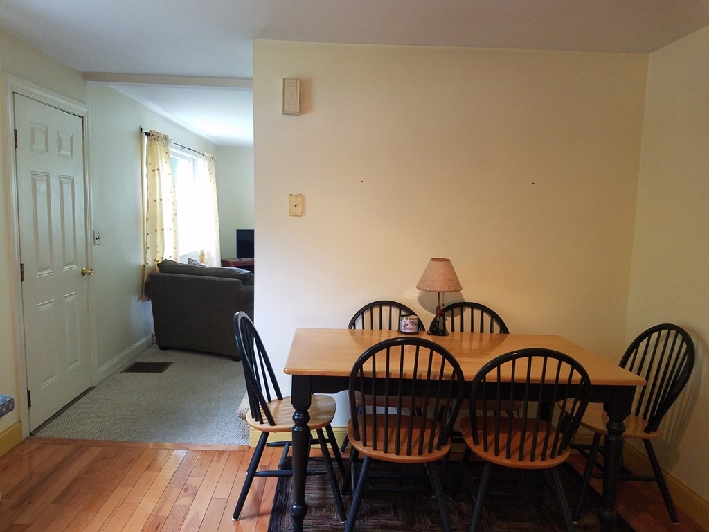 47 Middle Road Amesbury, MA 01913 - Photo 6 of 31