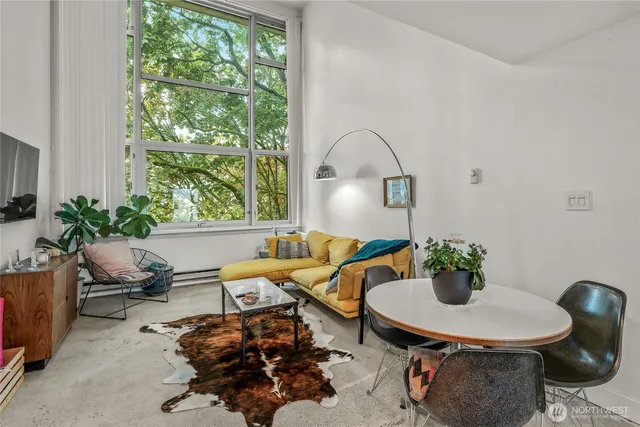 $348,000 | 1000 Union Street, Unit 401, Seattle, WA 98101