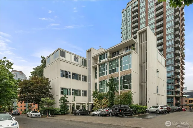 $348,000 | 1000 Union Street, Unit 401, Seattle, WA 98101