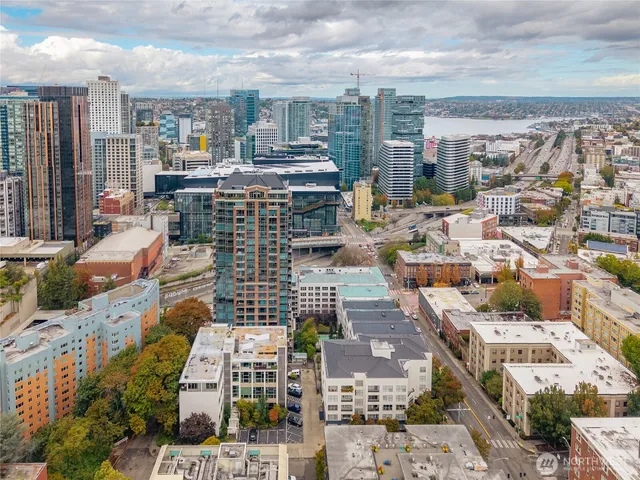 $348,000 | 1000 Union Street, Unit 401, Seattle, WA 98101