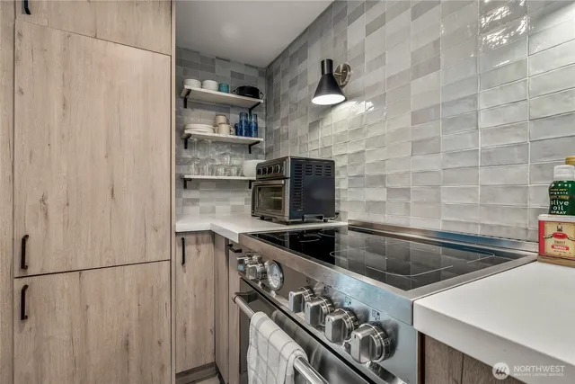 $348,000 | 1000 Union Street, Unit 401, Seattle, WA 98101