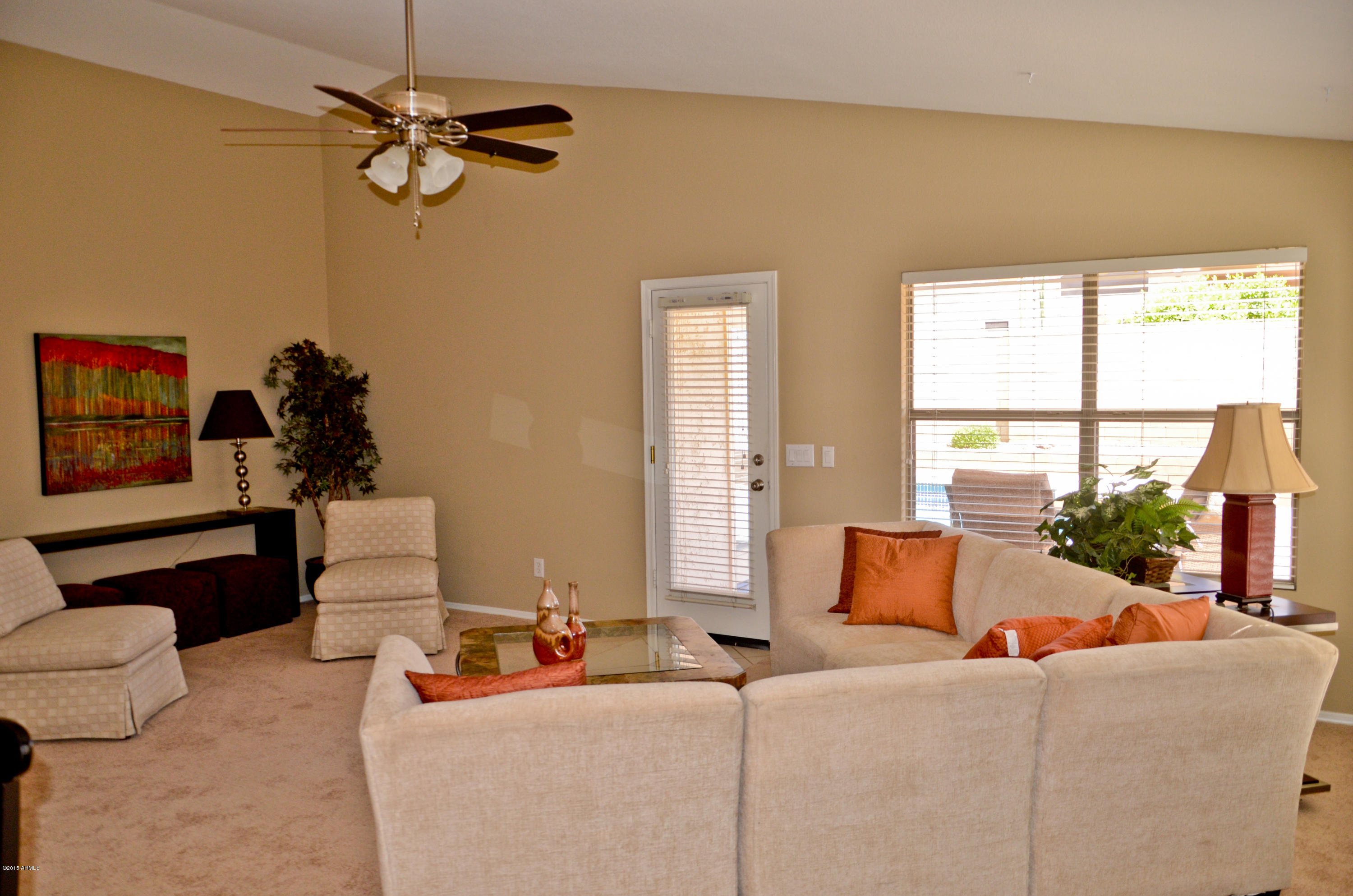 4628 East Jaeger Road Phoenix, AZ 85050 - Photo 13 of 31 Family Room