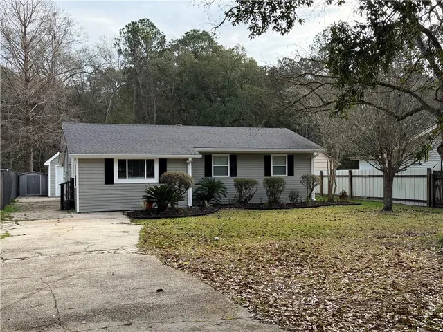 $1,700 | 214 Maplewood Drive, Slidell, LA 70460