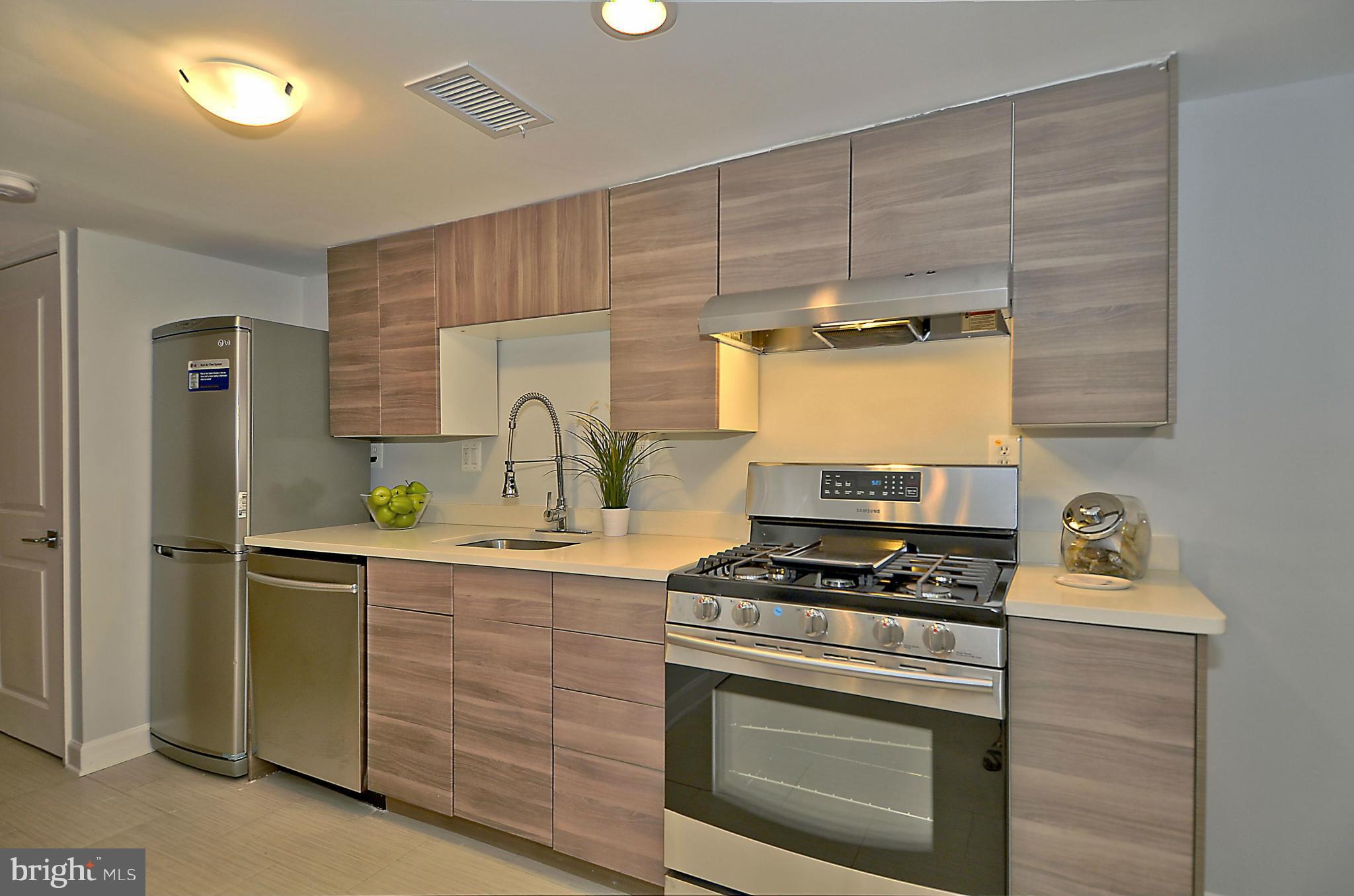 620 6th Street Northeast Washington, DC 20002 - Photo 19 of 30 Legal bsmt 1 Br Apt