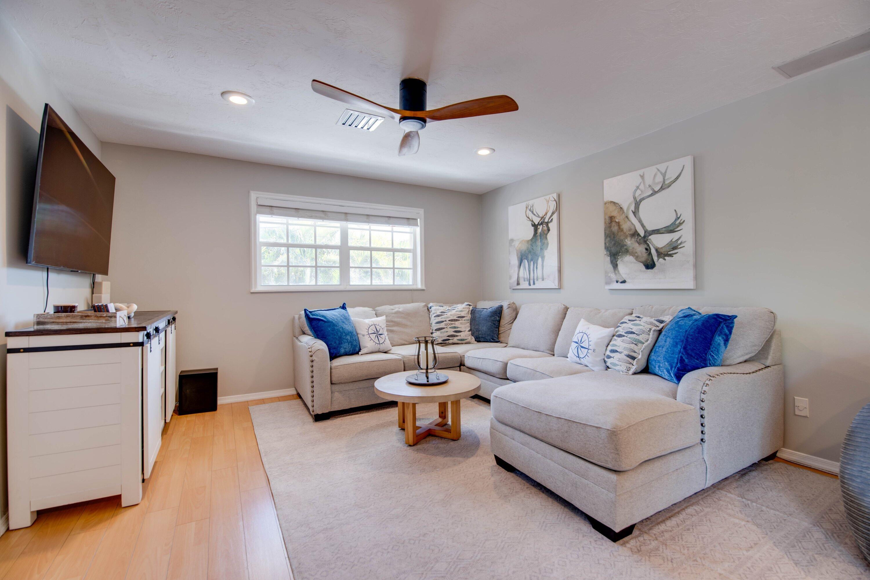 29160 Primrose Lane Big Pine Key, FL 33043 - Photo 3 of 37 015-29160PrimroseLane-BigPineKey-FL-3304