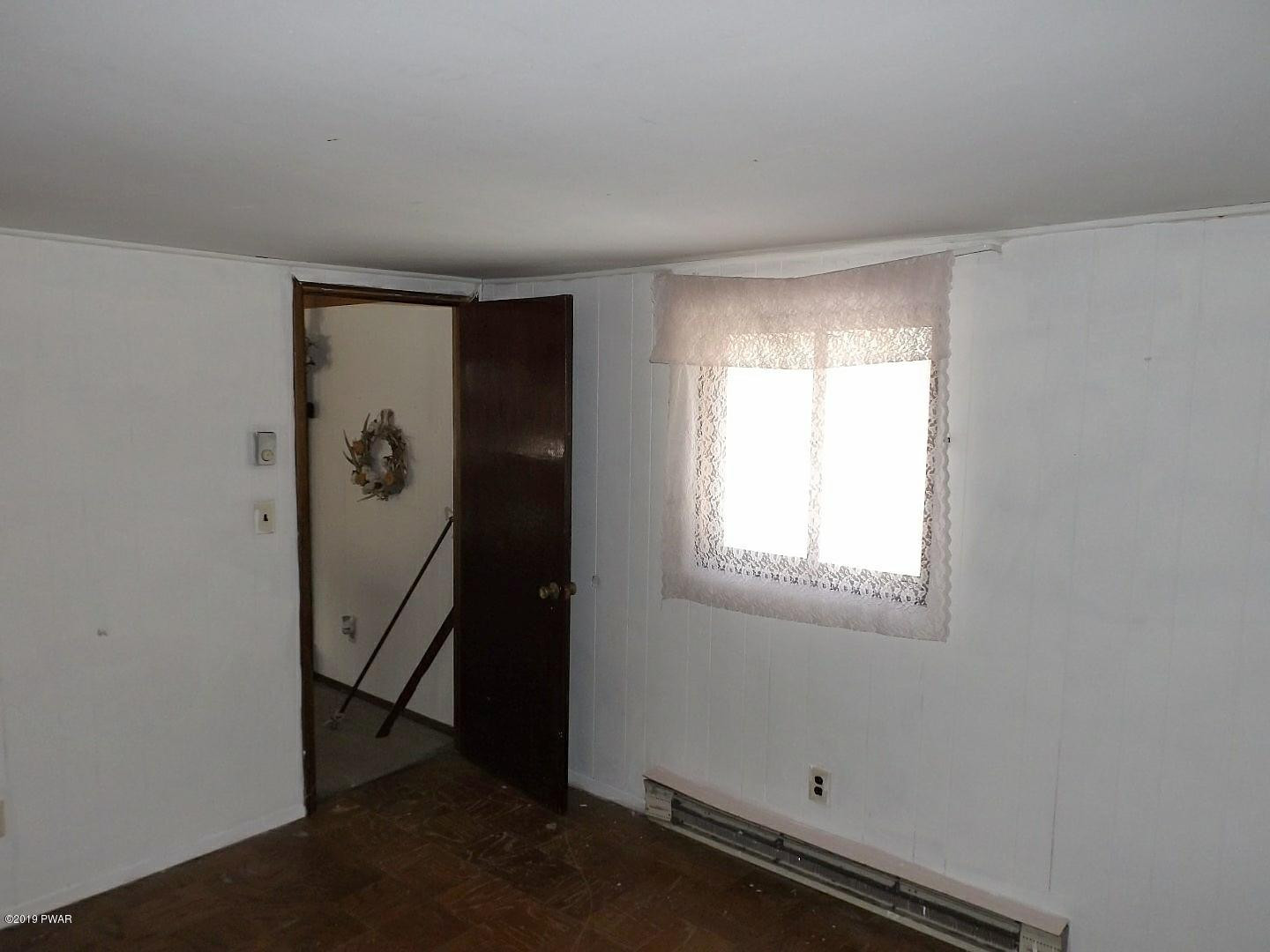 109 Heather Hill Road Dingmans Ferry, PA 18328 - Photo 18 of 25
