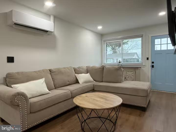 39 Birch Road Villas, NJ 08251 - Photo 22 of 65 Sitting Area