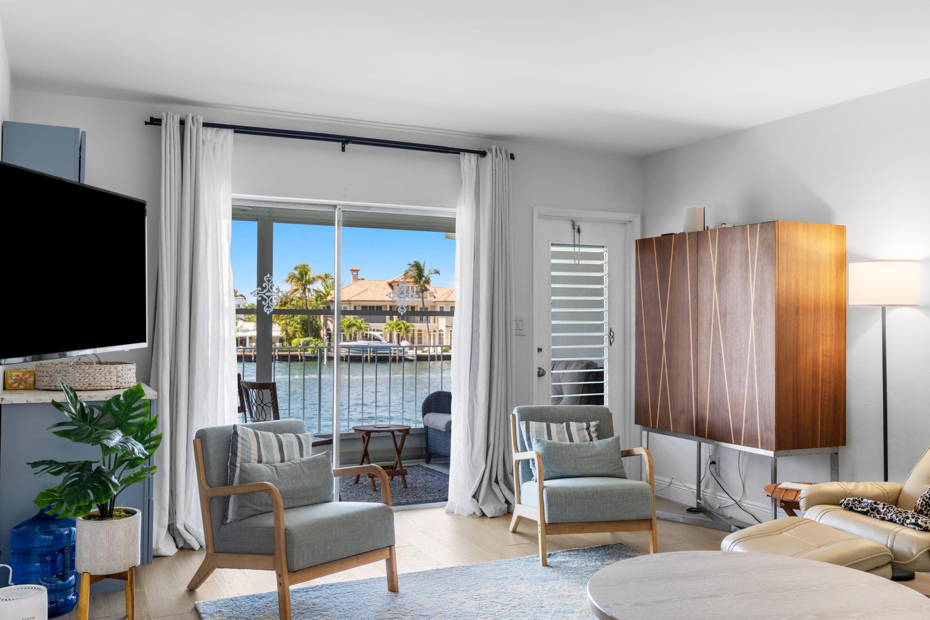 801 North Riverside Drive, Unit 7B Pompano Beach, FL 33062 - Photo 9 of 35 Living Room