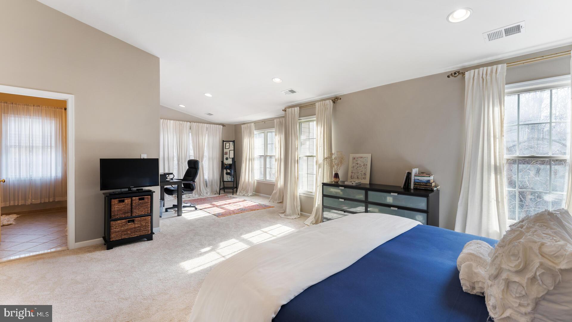 29 Tree Swallow Drive Princeton, NJ 08540 - Photo 18 of 34