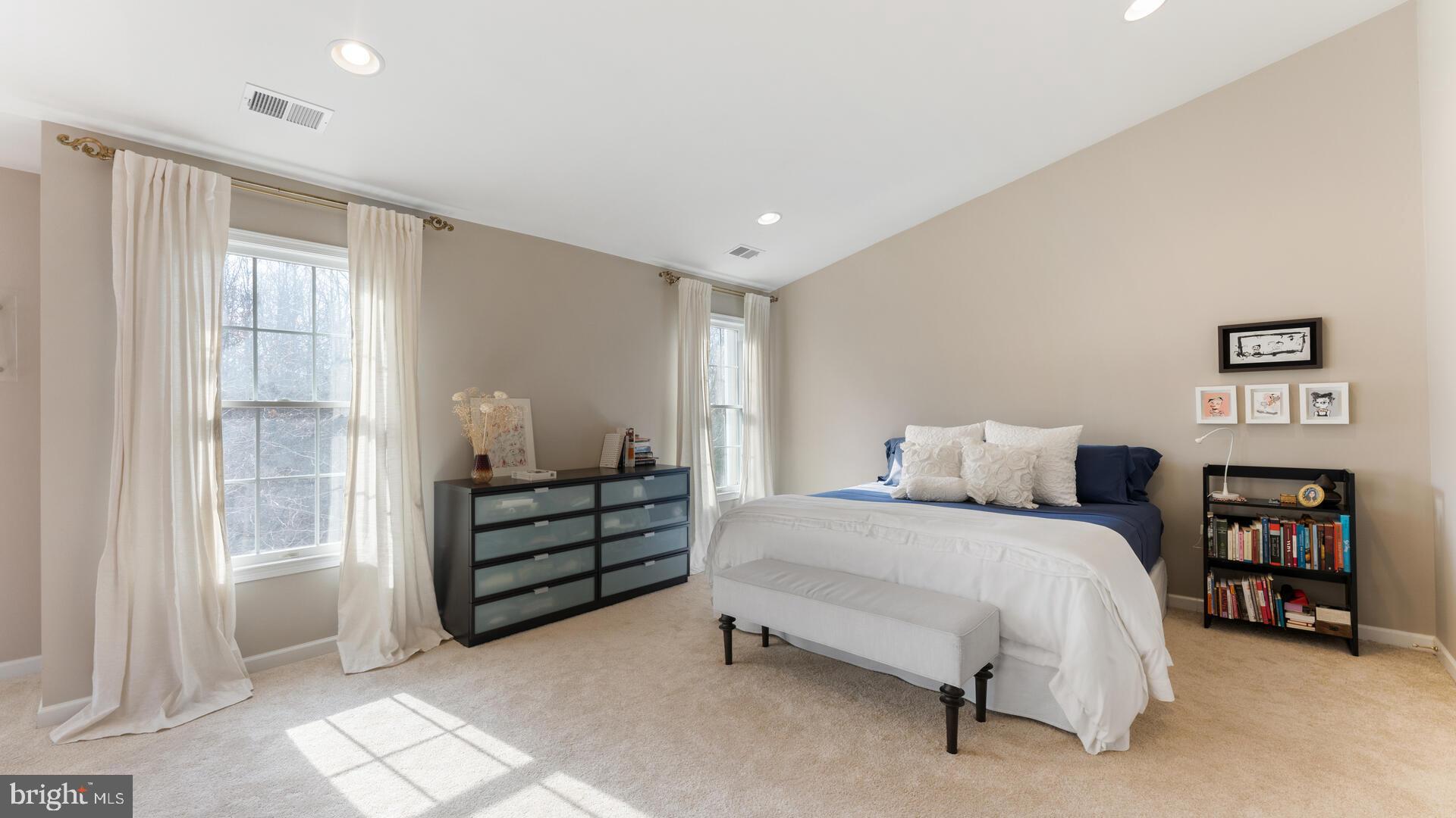 29 Tree Swallow Drive Princeton, NJ 08540 - Photo 19 of 34