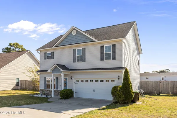 $319,000 | 246 Inverness Drive, Hubert, NC 28539