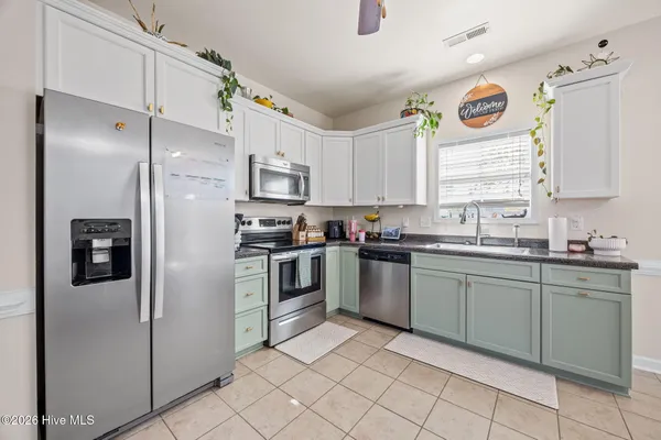$319,000 | 246 Inverness Drive, Hubert, NC 28539