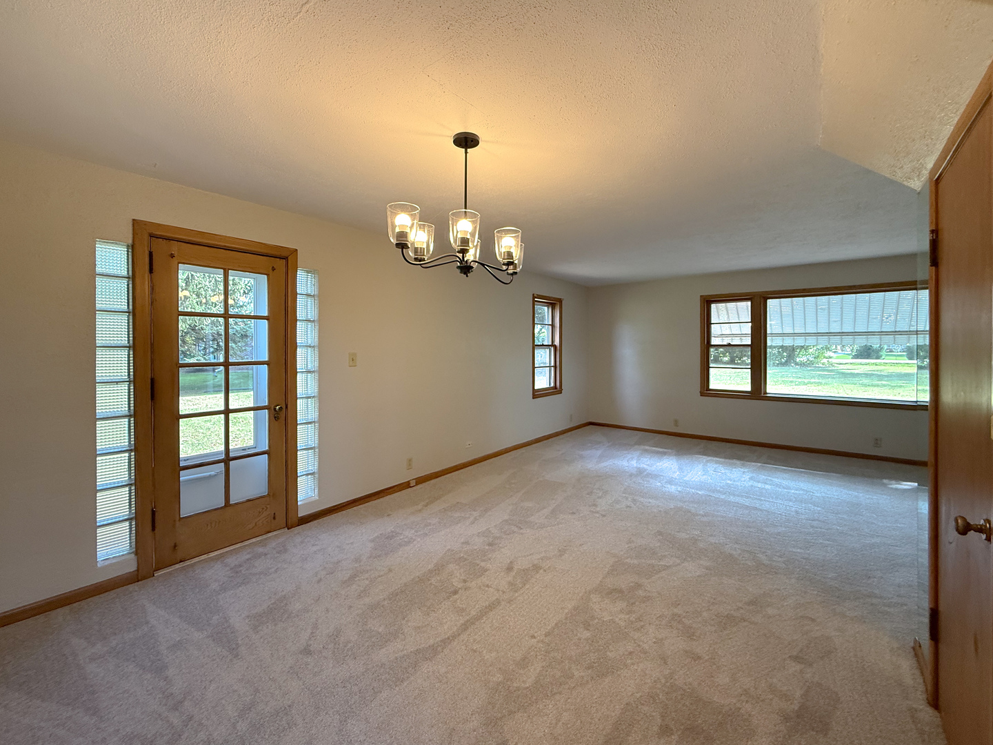 1866 Brickville Road Sycamore, IL 60178 - Photo 8 of 26 Gallery Image 8
