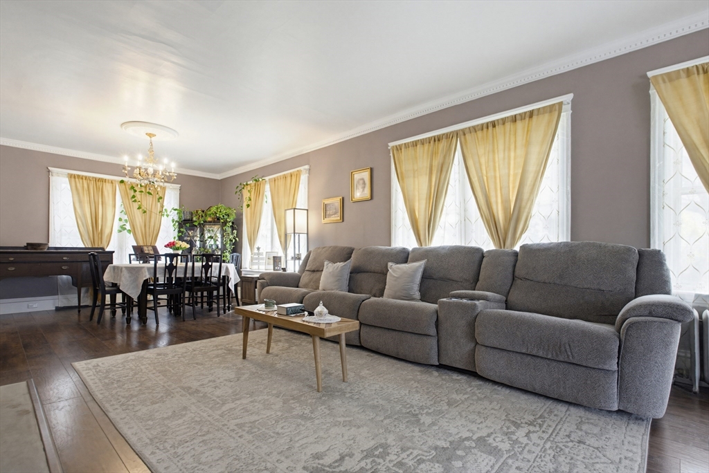 4 Hamill Road Worcester, MA 01602 - Photo 15 of 35