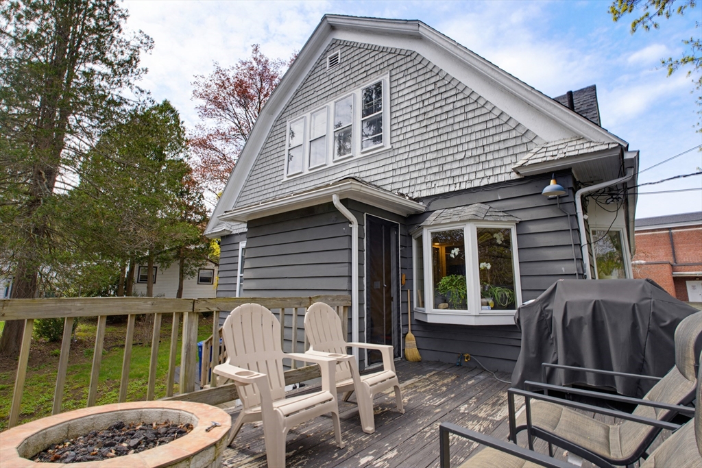 4 Hamill Road Worcester, MA 01602 - Photo 21 of 35