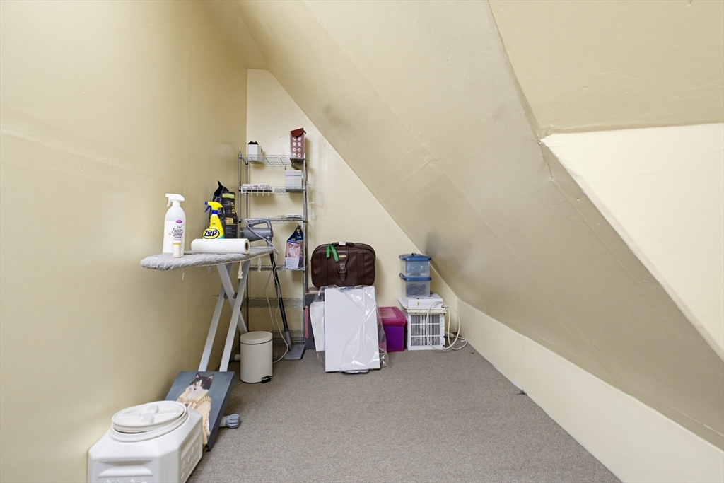 4 Hamill Road Worcester, MA 01602 - Photo 25 of 35