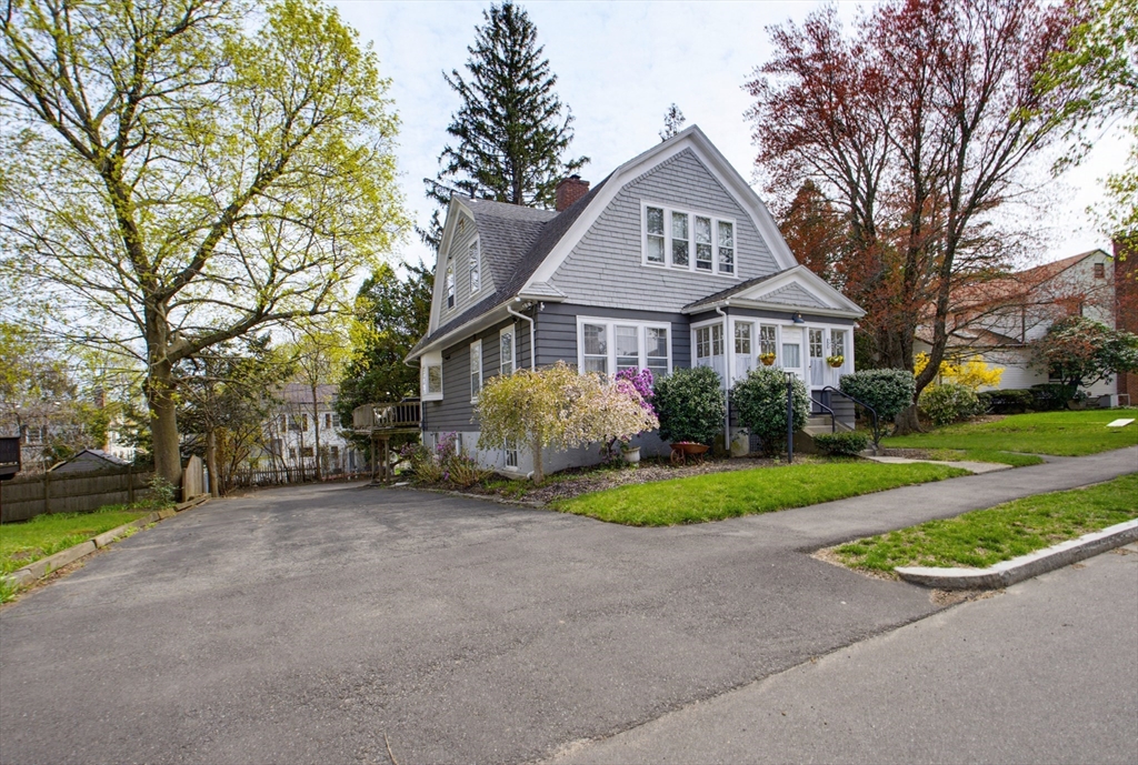 4 Hamill Road Worcester, MA 01602 - Photo 34 of 35