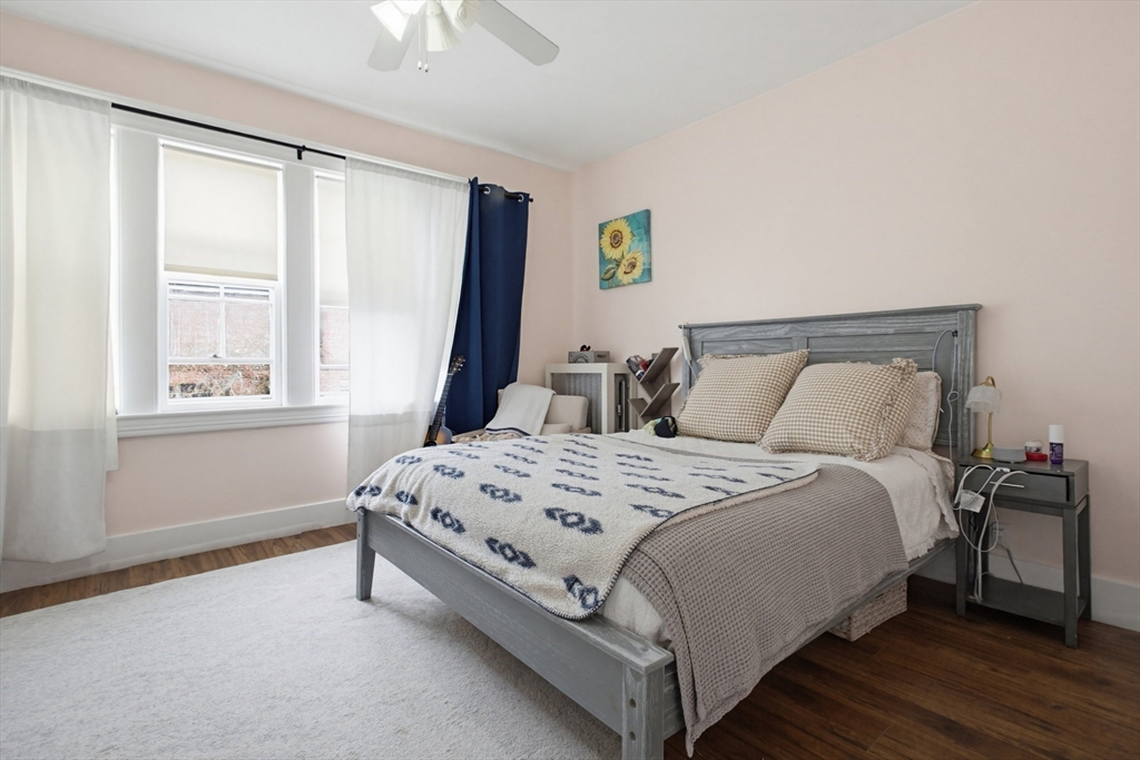 4 Hamill Road Worcester, MA 01602 - Photo 9 of 35