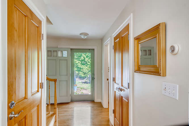 8 B Clambelly Road Chilmark, MA 02535 - Photo 19 of 31 Gallery Image 19
