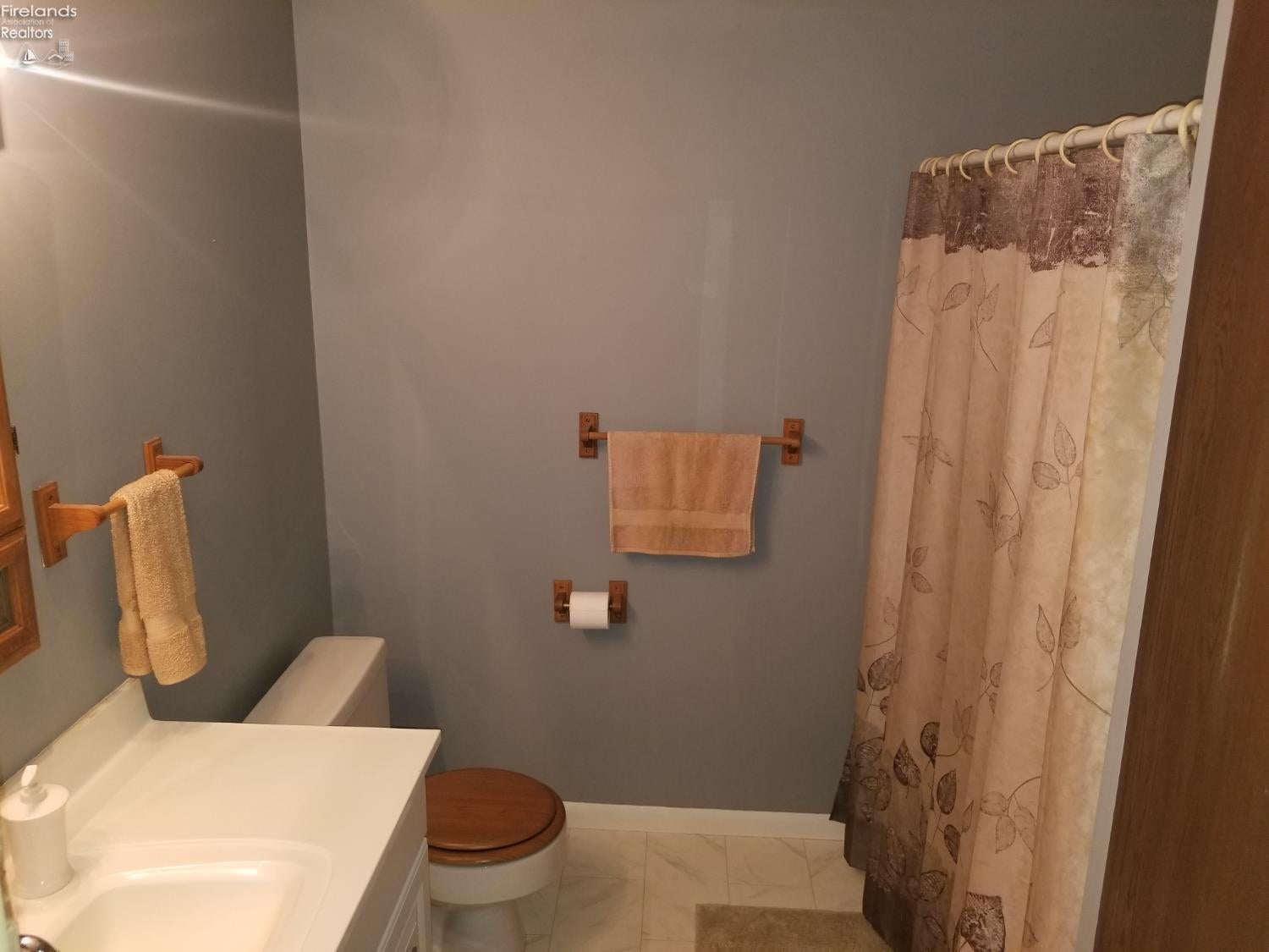 2115 Cleveland Road, Unit 204A Huron, OH 44839 - Photo 3 of 9 Gallery Image 3