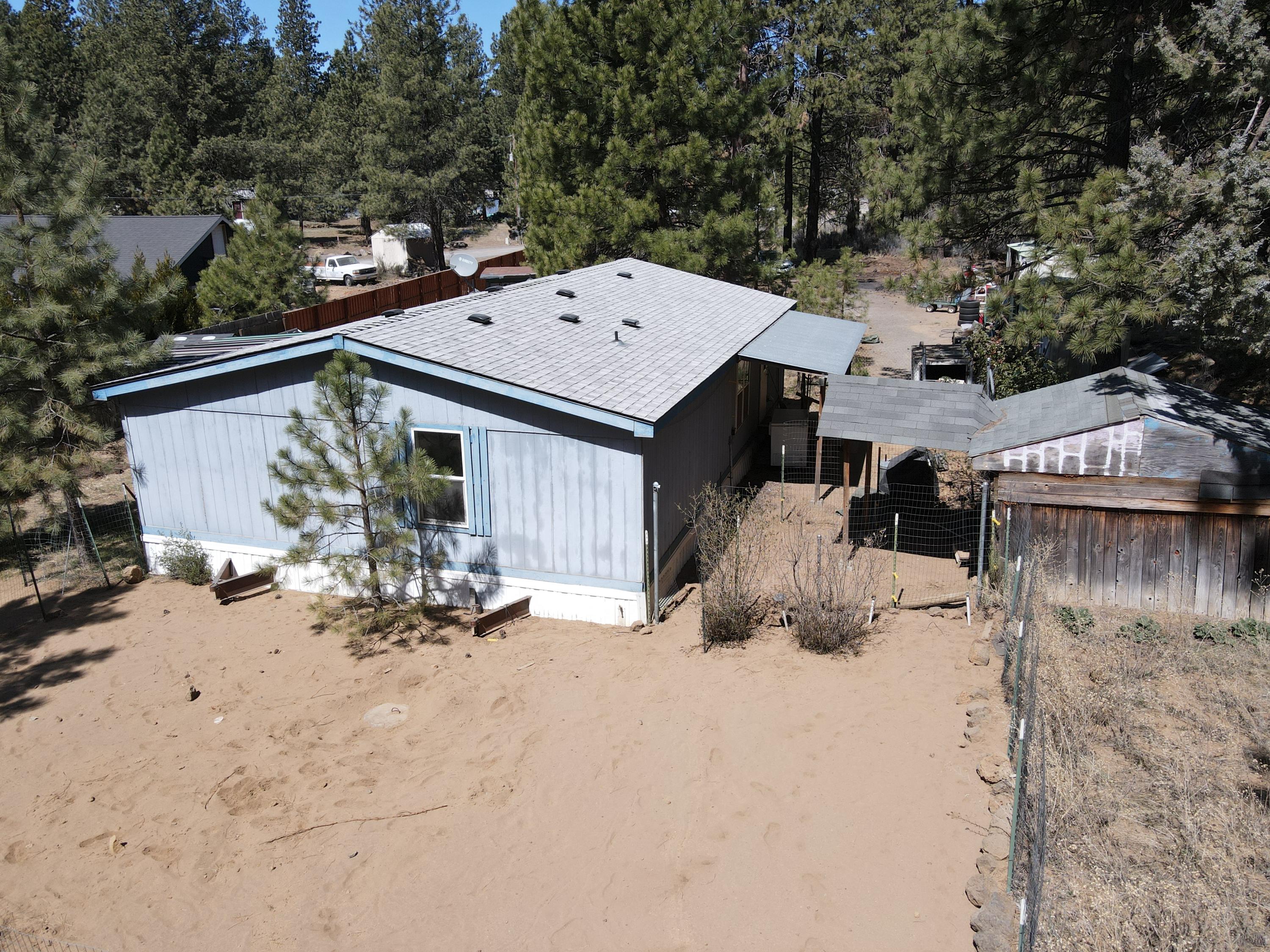 60390 Zuni Road Bend, OR 97702 - Photo 15 of 19 Backyard