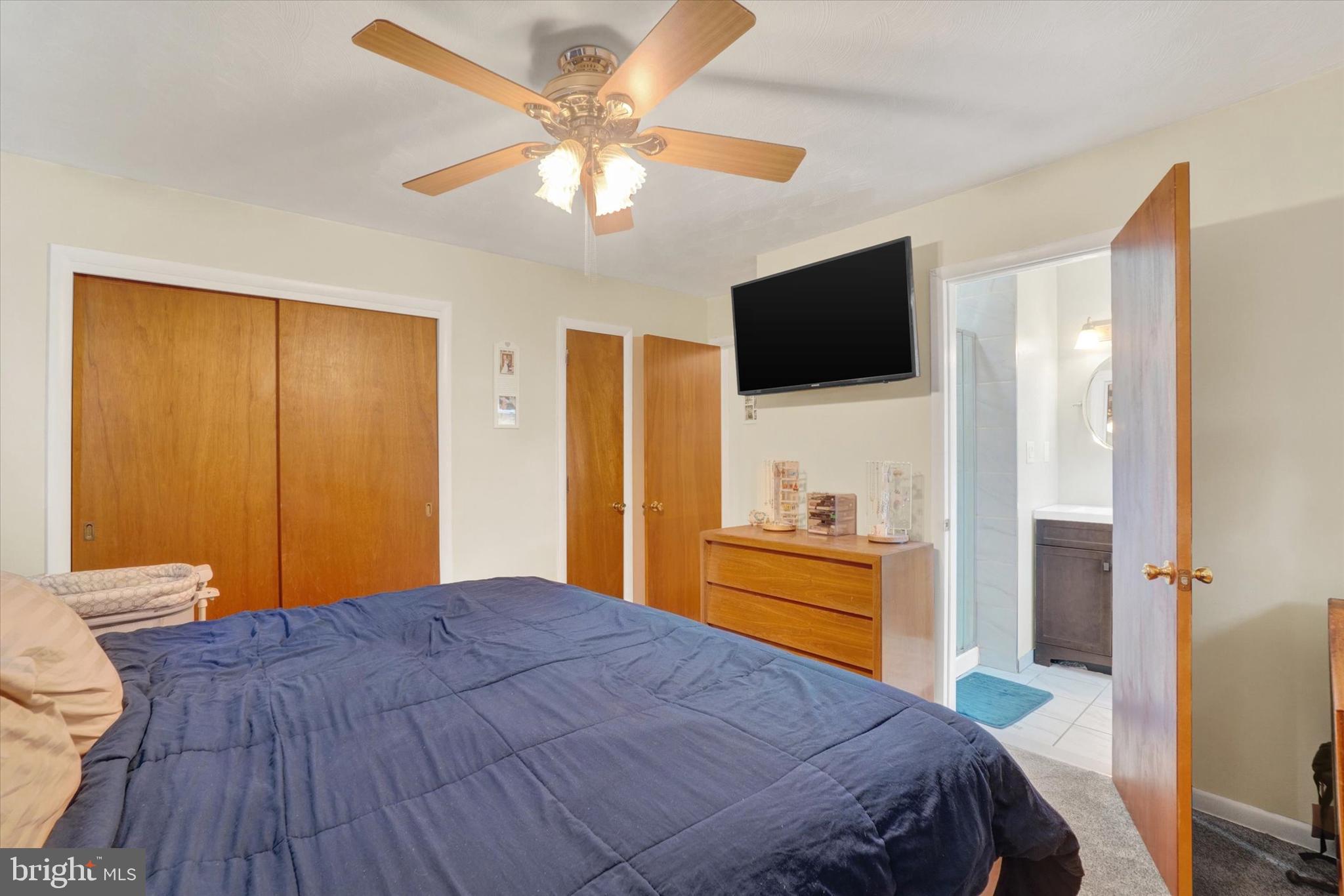 3420 Holly Road Dover, PA 17315 - Photo 14 of 28 Gallery Image 14