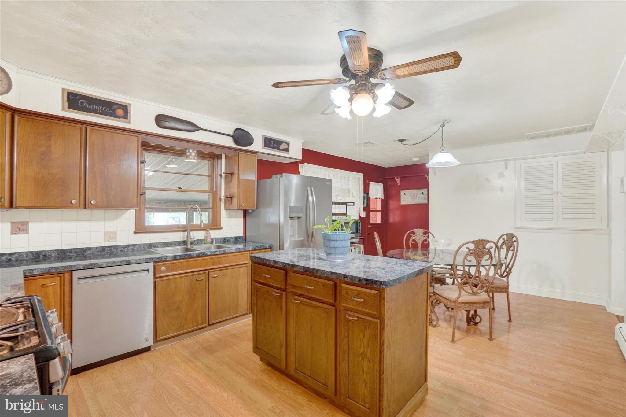 3420 Holly Road Dover, PA 17315 - Photo 8 of 28 Gallery Image 8
