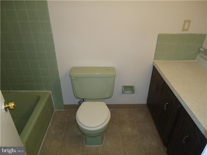 7811 Berwyn Road Cheltenham, PA 19012 - Photo 12 of 13 Gallery Image 12