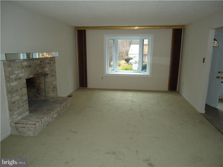 7811 Berwyn Road Cheltenham, PA 19012 - Photo 3 of 13 Gallery Image 3