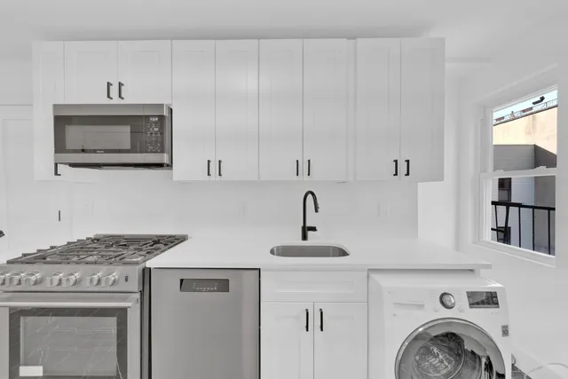 $3,300 | 104 Jefferson Street, Unit 4R, Hoboken, NJ 07030