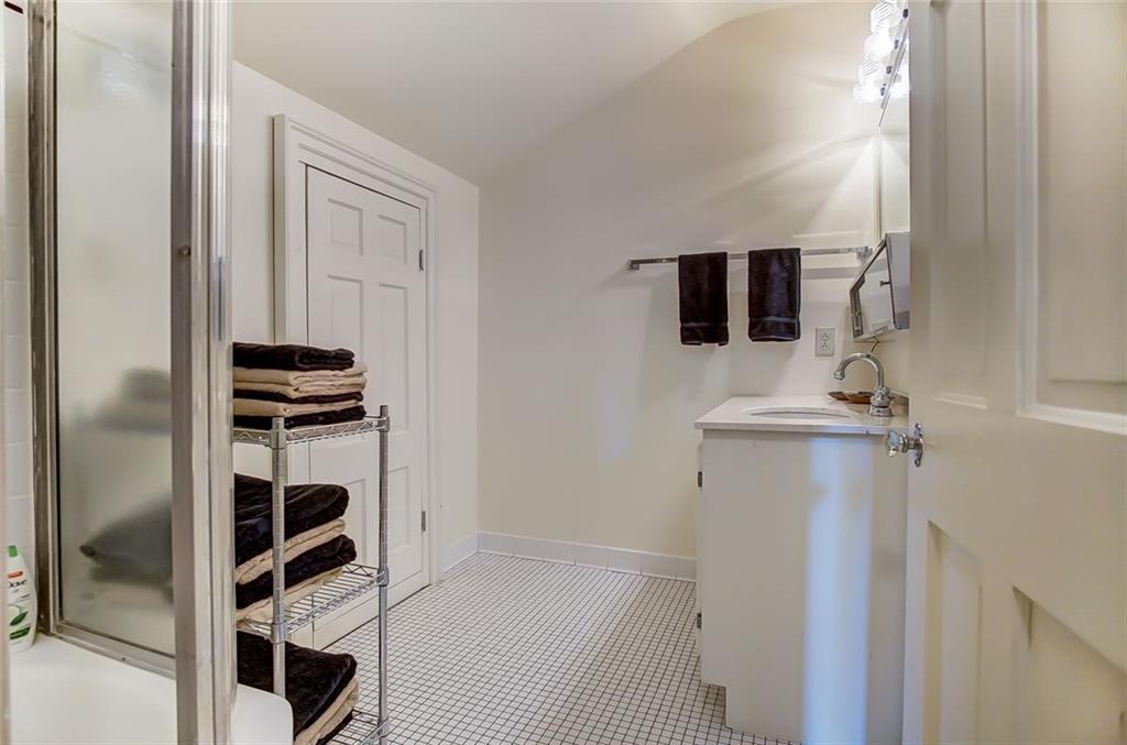 2571 North Limestone Street Springfield, OH 45504 - Photo 43 of 82