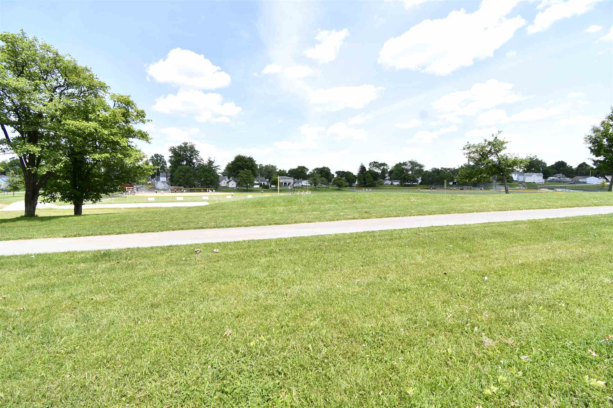 1515 Cherokee Road Fort Wayne, IN 46808 - Photo 26 of 32