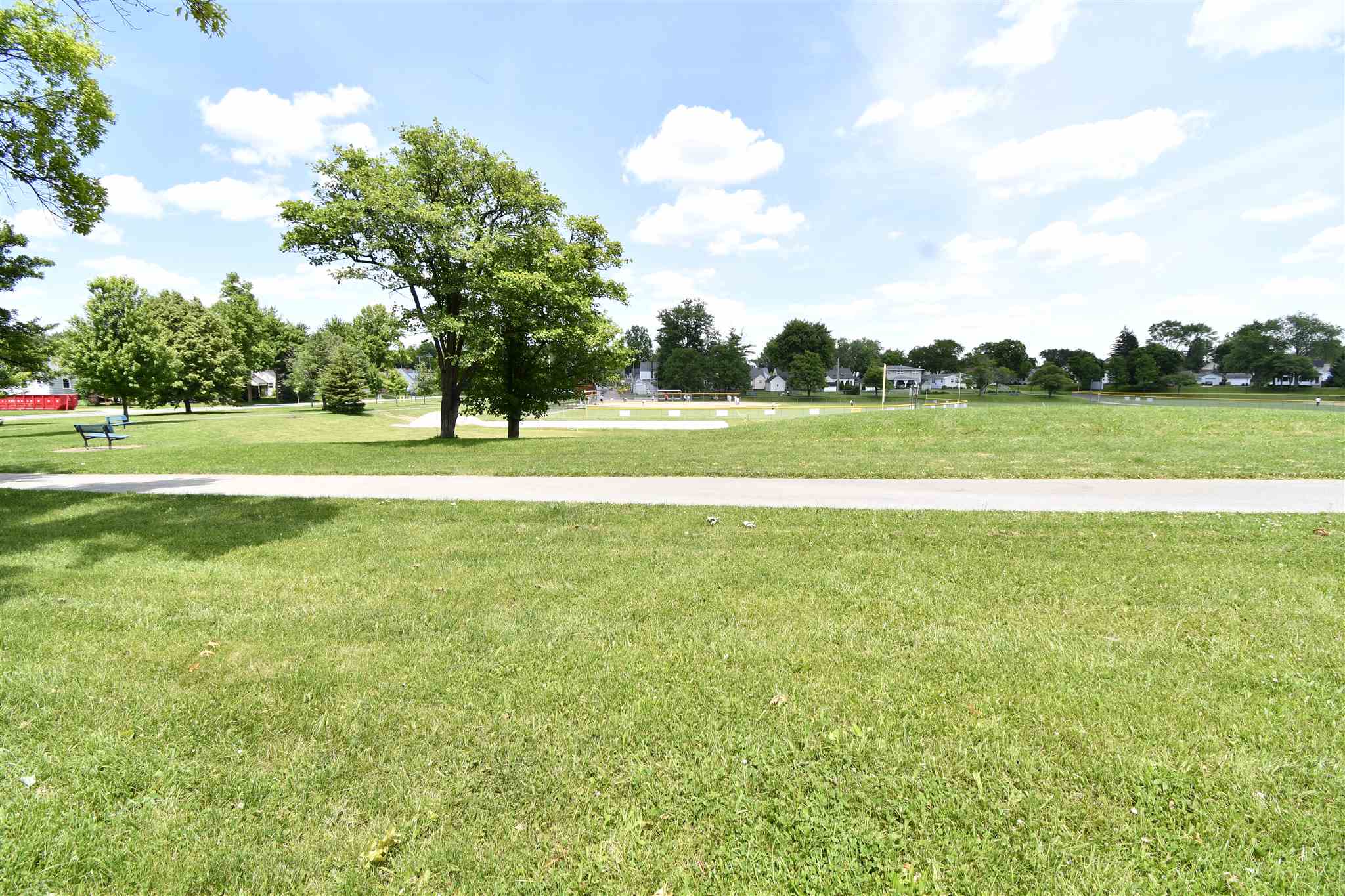 1515 Cherokee Road Fort Wayne, IN 46808 - Photo 27 of 32