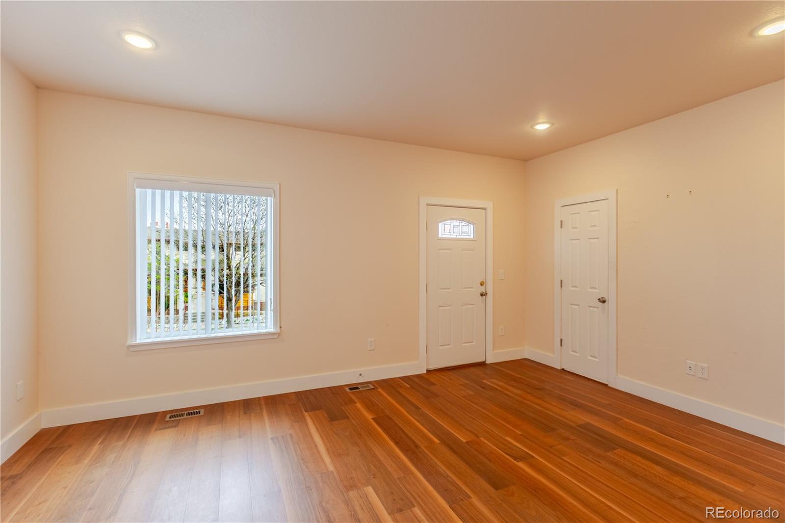 995 South Locust Street Denver, CO 80224 - Photo 15 of 46
