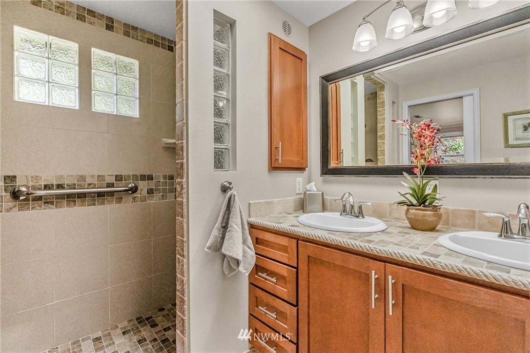 3005 171st Place Southeast Bothell, WA 98012 - Photo 26 of 40 Gallery Image 26