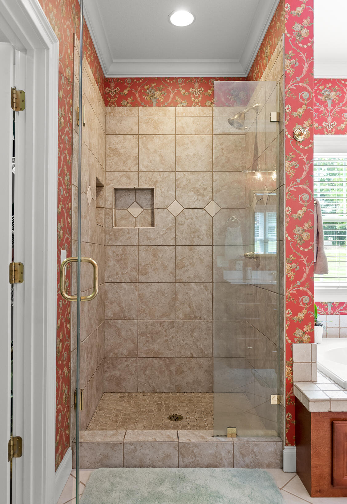 3204 Bluff Drive Cleveland, TN 37312 - Photo 32 of 74 Master Shower