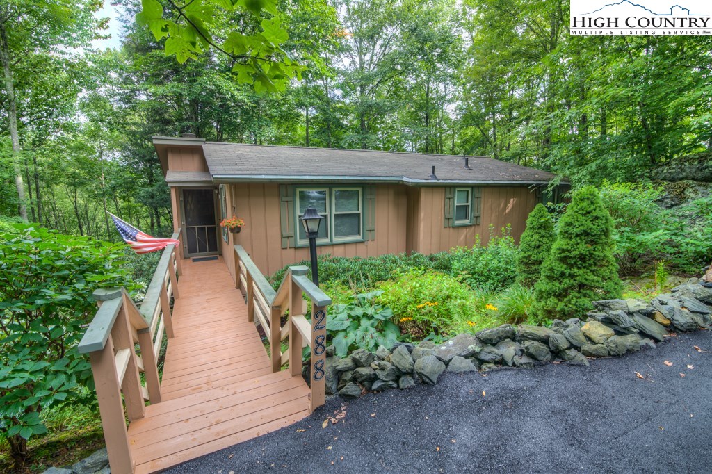288 Fox Cove Road South Boone, NC 28607 - Photo 1 of 31 Gallery Image 1