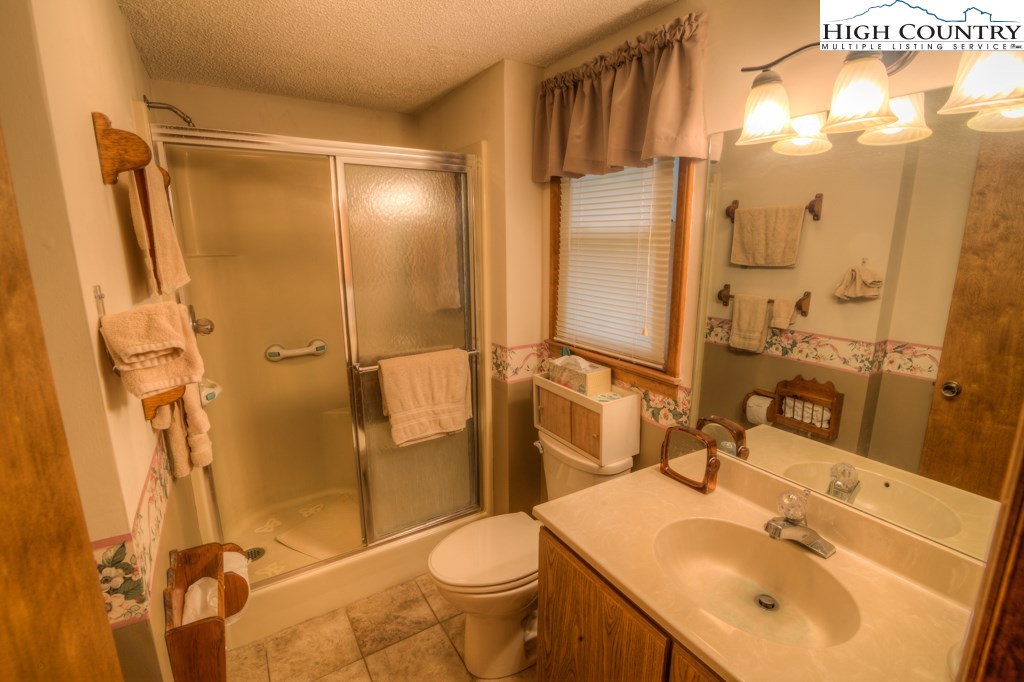 288 Fox Cove Road South Boone, NC 28607 - Photo 17 of 31 Gallery Image 17