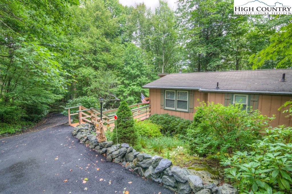 288 Fox Cove Road South Boone, NC 28607 - Photo 29 of 31 Gallery Image 29