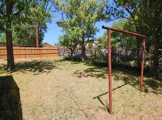 1910 16th Street Lubbock, TX 79401 - Photo 10 of 21 a view of a backyard of the house
