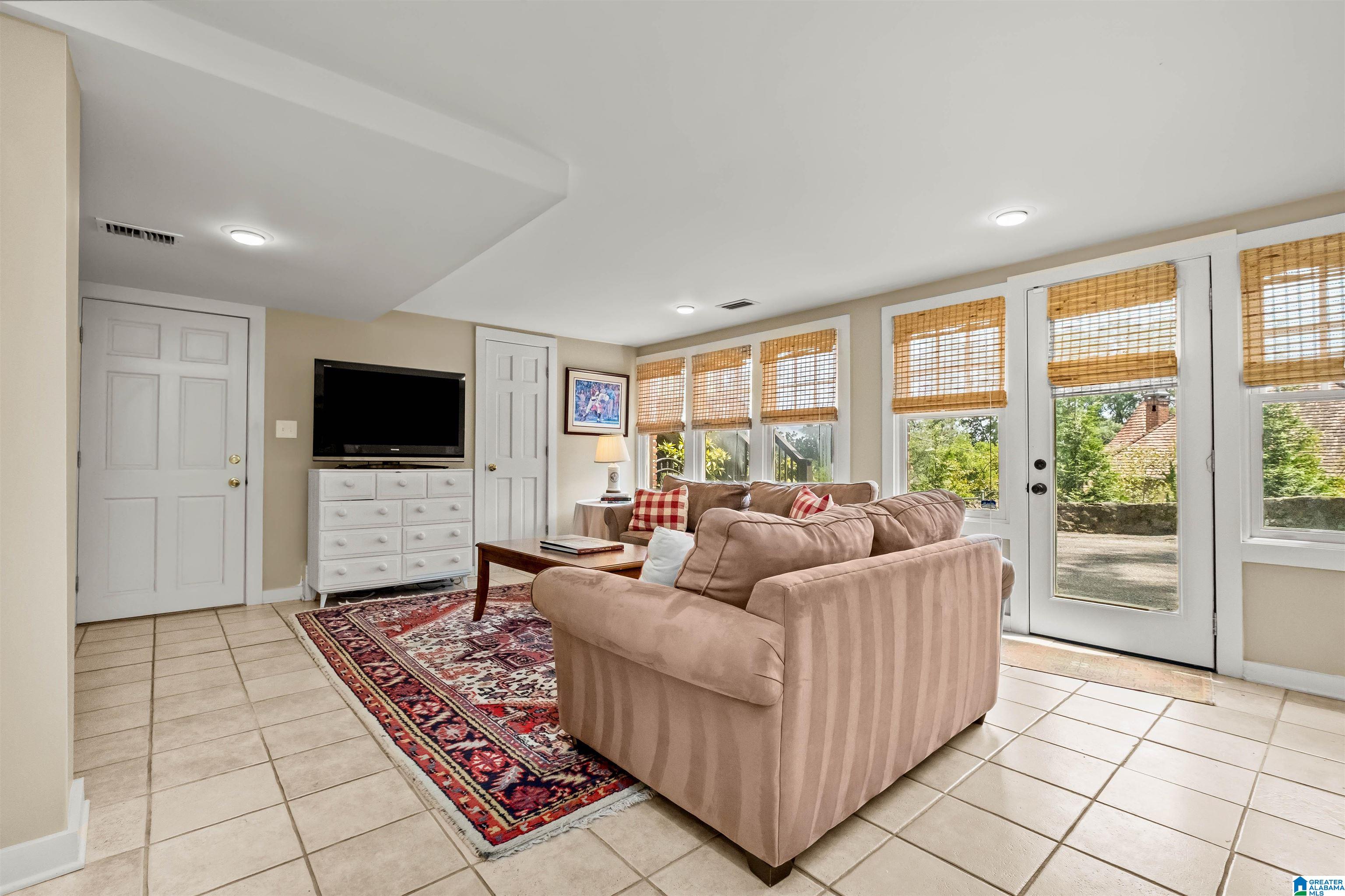1902 Wellington Road Birmingham, AL 35209 - Photo 41 of 56