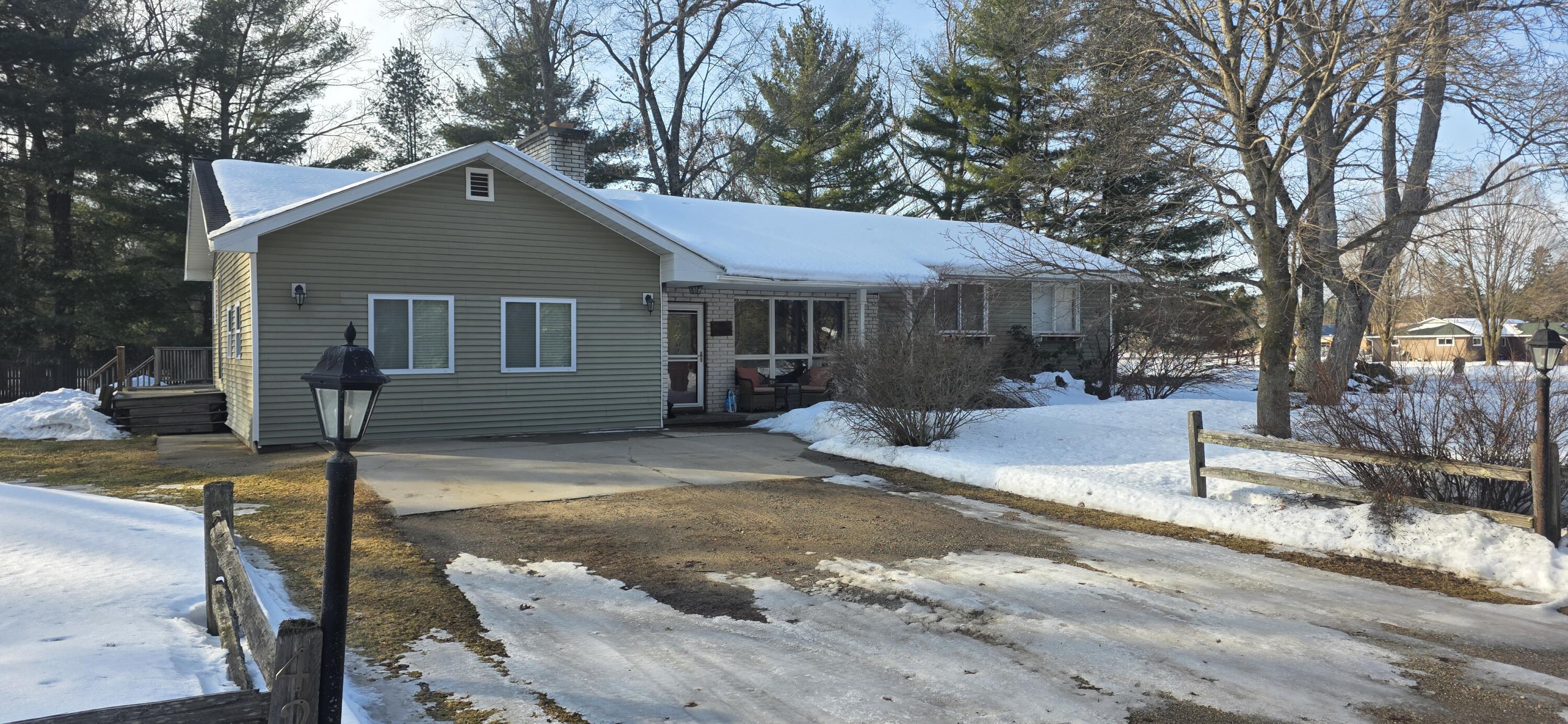 4248 Stutzman Street Brethren, MI 49619 - Photo 4 of 73 20260216_160751