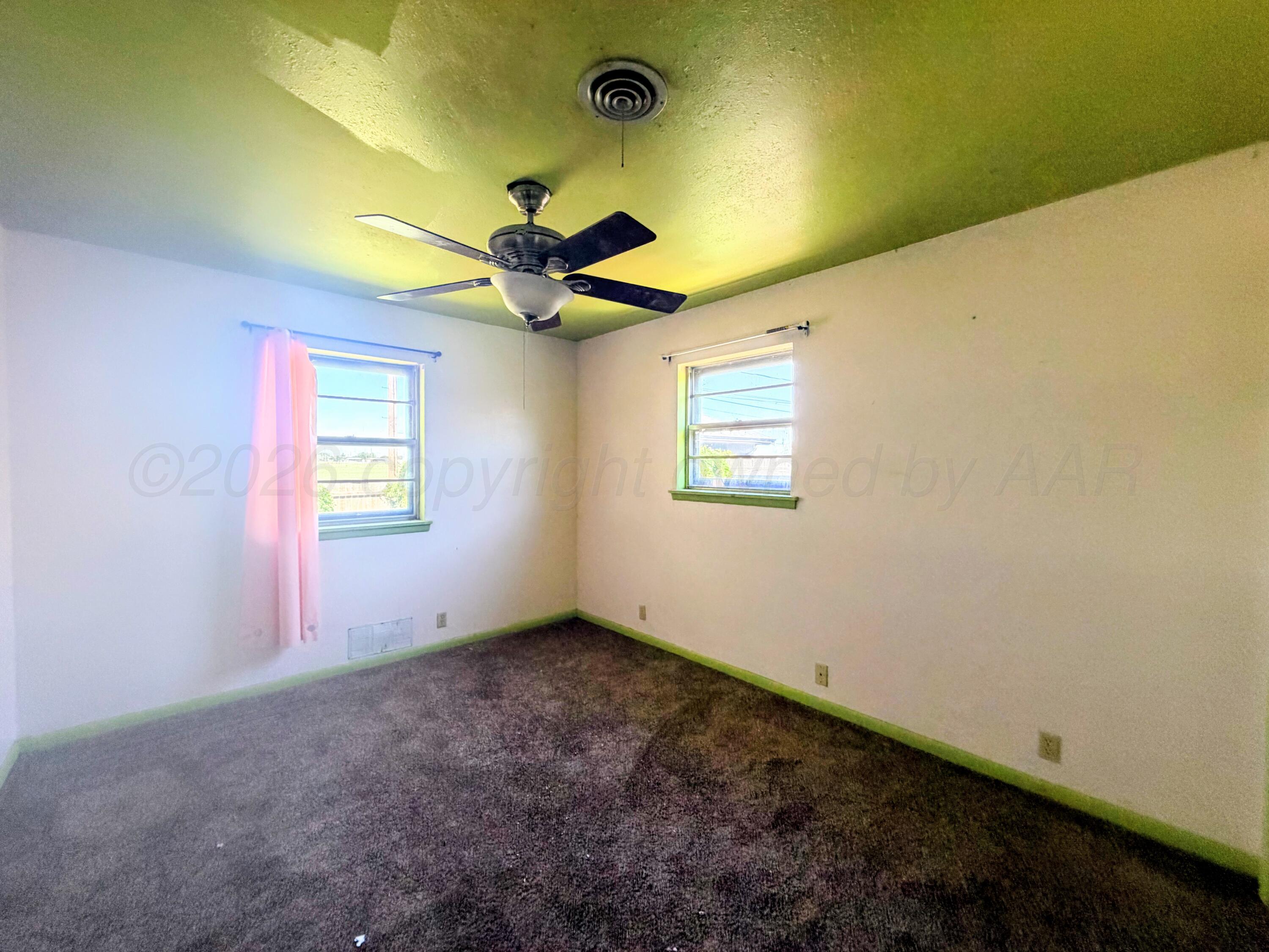 1010 Northwestern Street Perryton, TX 79070 - Photo 23 of 32 1010 NORTHWESTERN BEDROOM 3