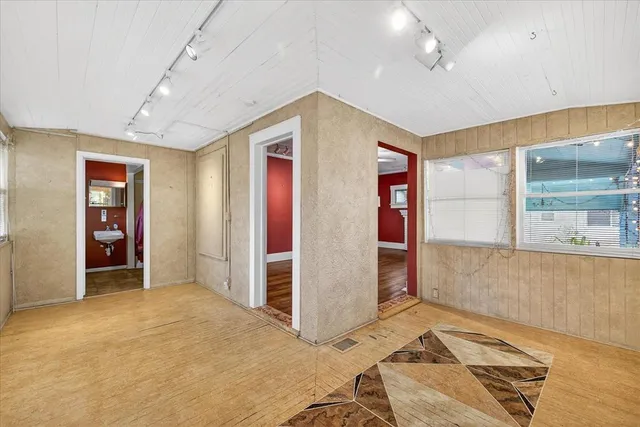 $375,000 | 1019 10th Avenue West, Bradenton, FL 34205