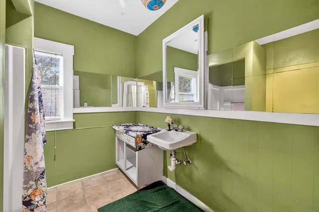 $375,000 | 1019 10th Avenue West, Bradenton, FL 34205