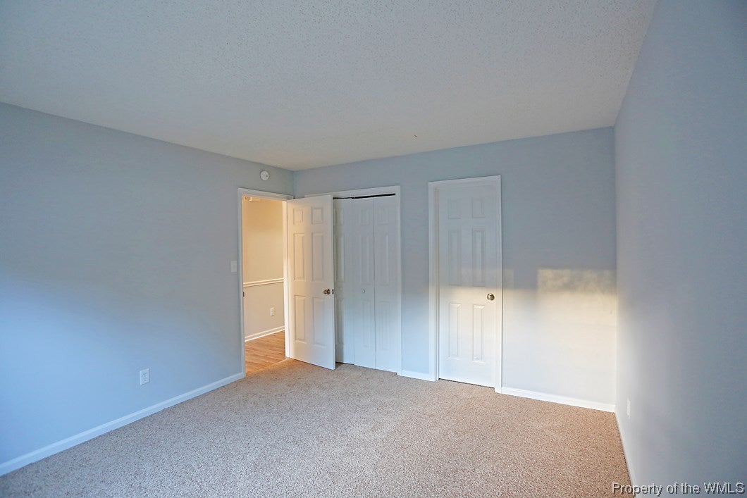 112 Barn Swallow Ridge Yorktown, VA 23692 - Photo 3 of 13 Gallery Image 3