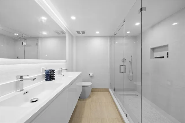 a view of a workspace with furniture