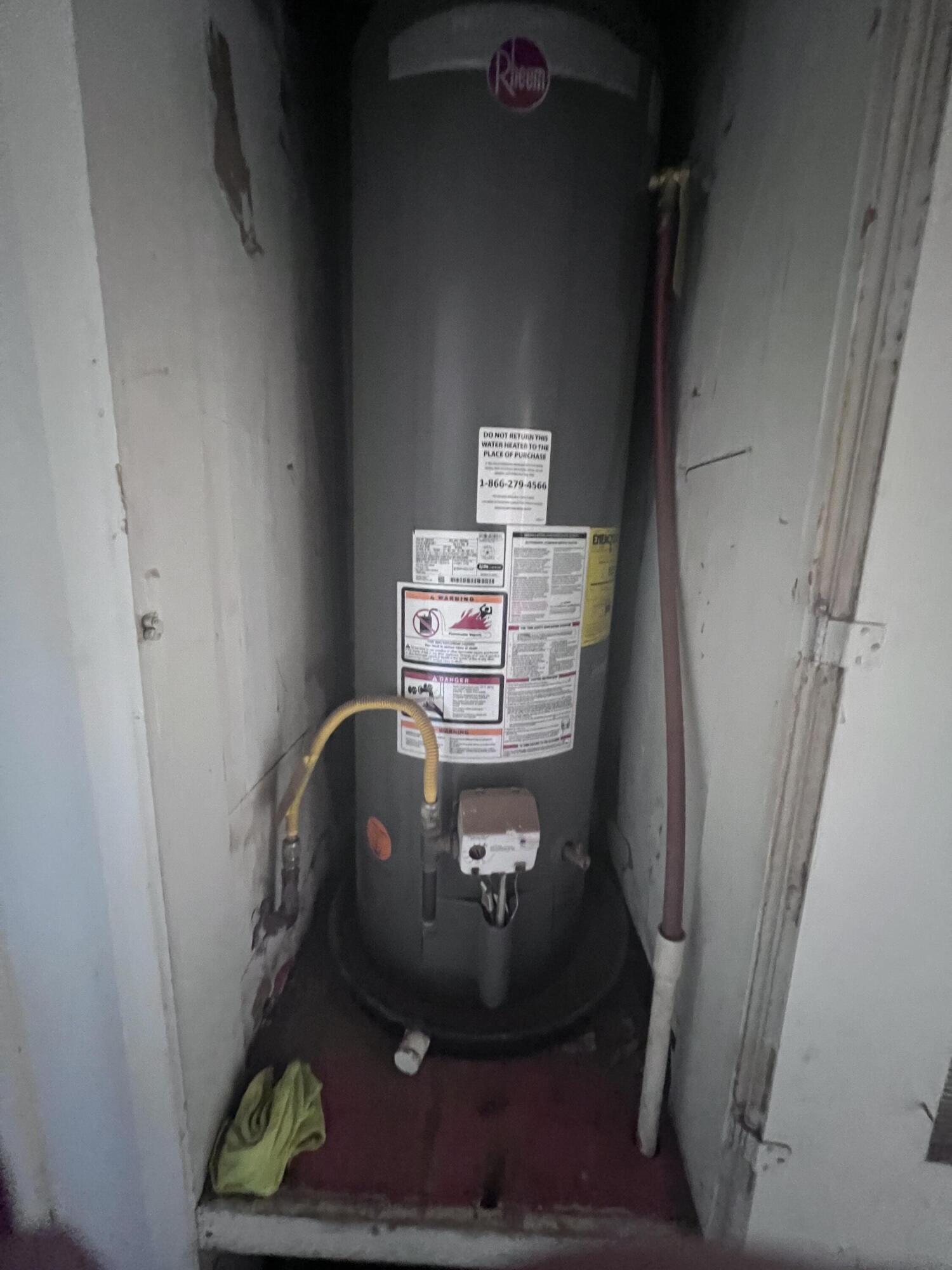 3102 48th Street Lubbock, TX 79413 - Photo 32 of 32 WaterHeater_8572