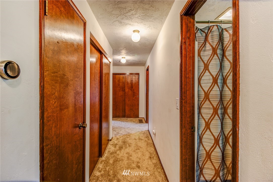 1212 Eshom Road Centralia, WA 98531 - Photo 13 of 25 Gallery Image 13