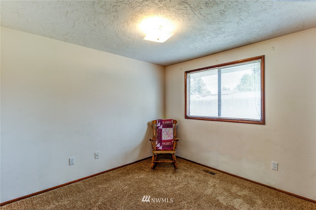 1212 Eshom Road Centralia, WA 98531 - Photo 15 of 25 Gallery Image 15